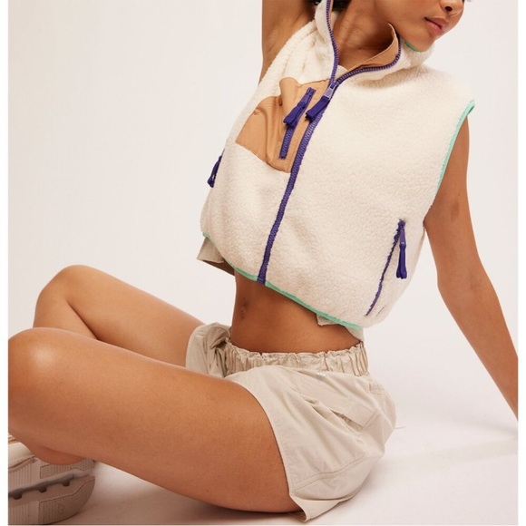 Free People FP MOVEMENT Hit the Slopes Vest / Ivory Retro Combo - Picture 3 of 14